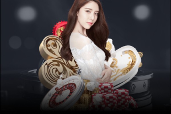 Casino trực tuyến UK88 với bàn Baccarat và người chia bài thật